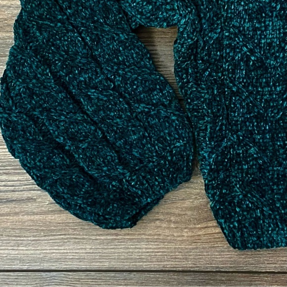 Blank NYC Chenile Turtleneck Braided Cable Sweater NEW - Picture 4 of 8